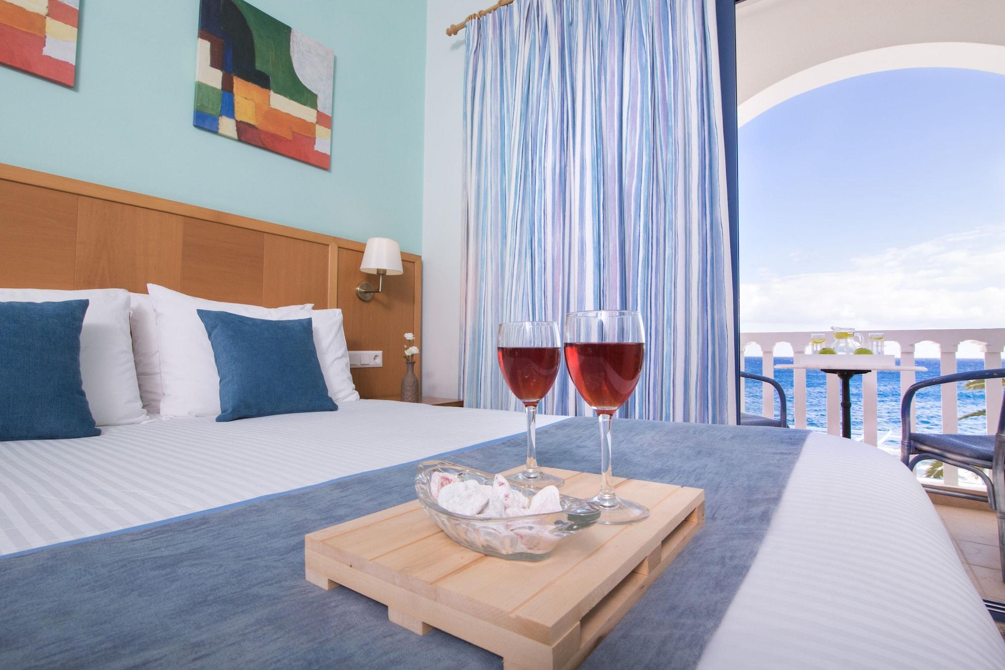 Hotel Sunshine Камари Экстерьер фото